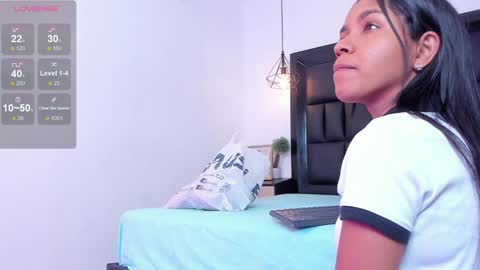 Snapshot of petite_esther chatting on 8, 2, 2025 Esther online show from 8, 2, 2025