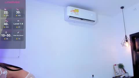 Snapshot of petite_esther chatting on 20, 2, 2025 Esther online show from 20, 2, 2025