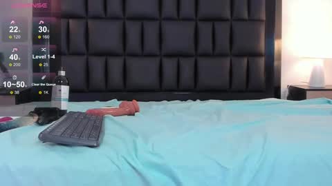 Snapshot of petite_esther chatting on 6, 3, 2025 Esther online show from 6, 3, 2025