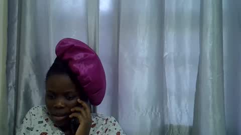 petite_melan online show from 21, 10, 2025