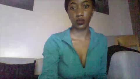 petite_princes online show from 28, 9, 2025