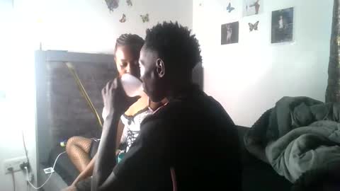 petite_queen69 online show from 7, 6, 2026