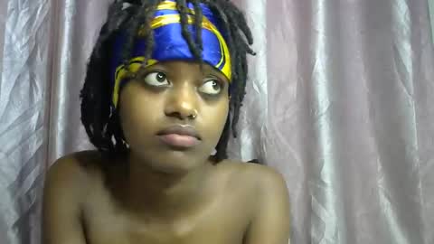 petite_star2 online show from 9, 1, 2026