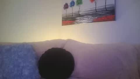 petite treat  online show from 23, 2, 2025