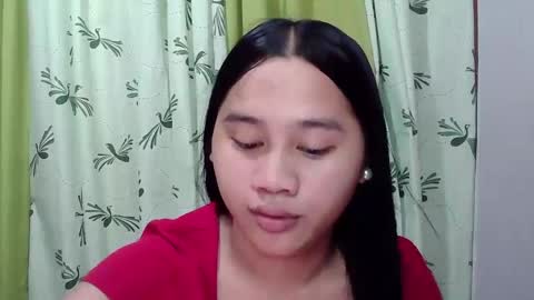 Snapshot of petite_trish chatting on 14, 2, 2025 trish online show from 14, 2, 2025