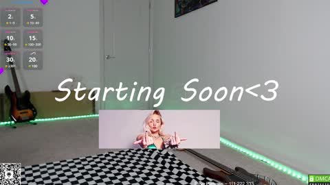 Snapshot of petitebrat chatting on 29, 1, 2025 PiperAvery online show from 29, 1, 2025