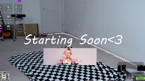 Snapshot of petitebrat chatting on 30, 1, 2025 PiperAvery online show from 30, 1, 2025