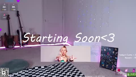 Snapshot of petitebrat chatting on 26, 2, 2025 PiperAvery online show from 26, 2, 2025