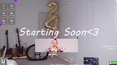 Snapshot of petitebrat chatting on 8, 3, 2025 PiperAvery online show from 8, 3, 2025