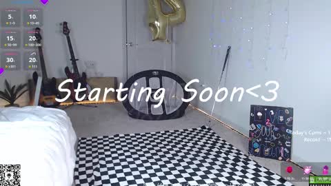 Snapshot of petitebrat chatting on 9, 3, 2025 PiperAvery online show from 9, 3, 2025