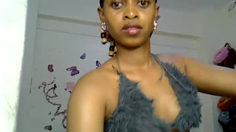 Snapshot of petitecaramell chatting on 13, 6, 2026 Caramel online show from 13, 6, 2026