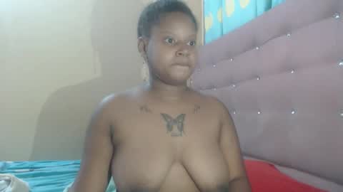 petitechocolatemommy online show from 30, 11, 2025