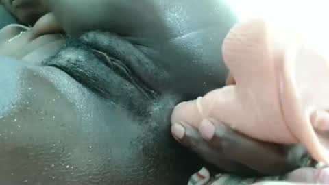 petiteme1 online show from 25, 10, 2025