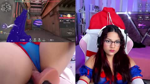 Snapshot of petitesofia_ chatting on 13, 12, 2024 Sofia online show from 13, 12, 2024