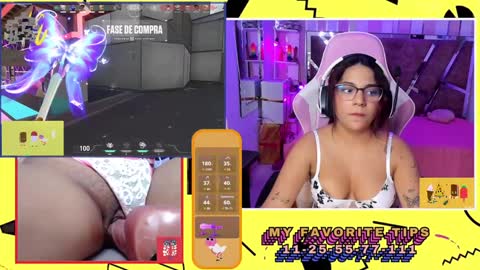Snapshot of petitesofia_ chatting on 2, 1, 2025 Sofia online show from 2, 1, 2025