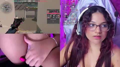 Snapshot of petitesofia_ chatting on 17, 2, 2025 Sofia online show from 17, 2, 2025