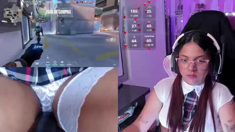 Snapshot of petitesofia_ chatting on 11, 3, 2025 Sofia online show from 11, 3, 2025