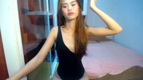 petitesquirtgirlxxx online show from 10, 9, 2025