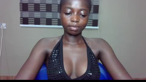 petitexxebony online show from 23, 5, 2026