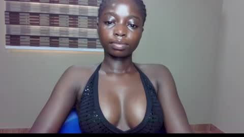 petitexxebony online show from 28, 5, 2026
