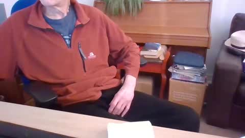 petitwilly online show from 17, 2, 2025