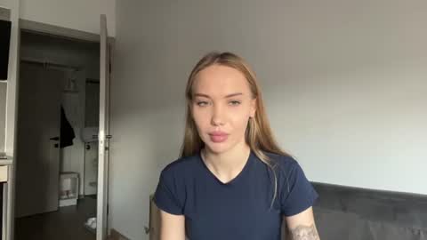 Snapshot of petraartiaga chatting on 30, 7, 2026 Amelie online show from 30, 7, 2026