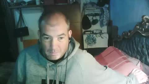 Snapshot of pets76 chatting on 27, 11, 2025 pets76 online show from 27, 11, 2025