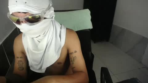 petty_boy777 online show from 30, 4, 2026