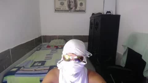 petty_boy777 online show from 1, 5, 2026