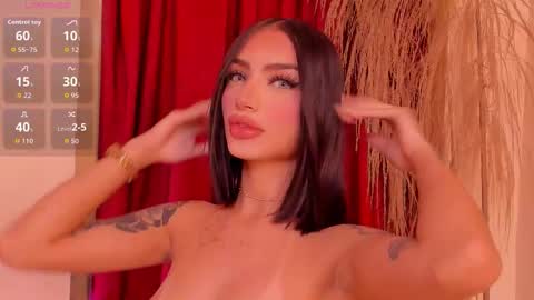 Snapshot of peytonreeds chatting on 22, 11, 2025 Pet Rees online show from 22, 11, 2025