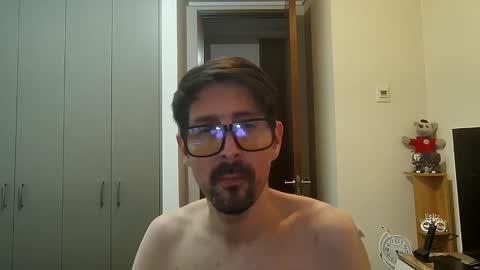 Snapshot of phanch0 chatting on 19, 11, 2025 PANCHO online show from 19, 11, 2025