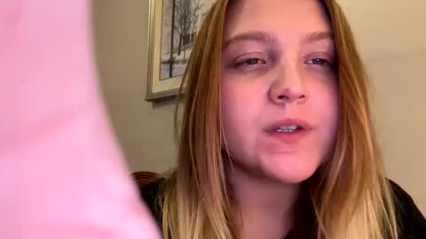 Snapshot of phatassblond chatting on 30, 12, 2024 PhatAssBlond online show from 30, 12, 2024
