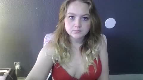 Snapshot of phatassblond chatting on 1, 3, 2025 PhatAssBlond online show from 1, 3, 2025