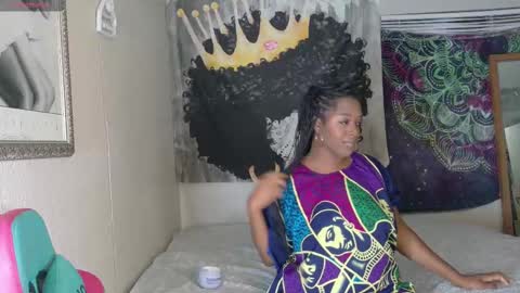 Snapshot of phatjuicypeach chatting on 10, 9, 2025 Destiny Adams online show from 10, 9, 2025