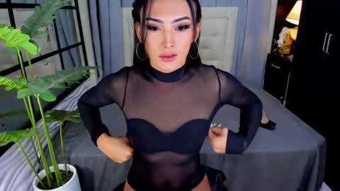phenomenal_ivy online show from 15, 6, 2026