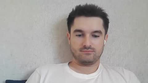 Snapshot of philborison chatting on 4, 7, 2026 PhilipBorison online show from 4, 7, 2026