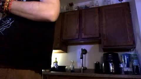 Snapshot of phildoesart chatting on 31, 12, 2024 Phil online show from 31, 12, 2024