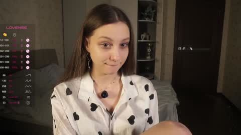 Snapshot of philippadelmore chatting on 9, 2, 2025 Bella online show from 9, 2, 2025