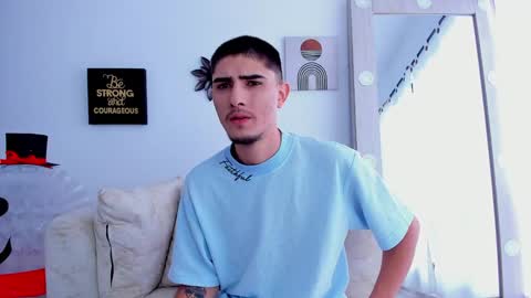 Snapshot of philiprich chatting on 23, 12, 2024 philiprich online show from 23, 12, 2024