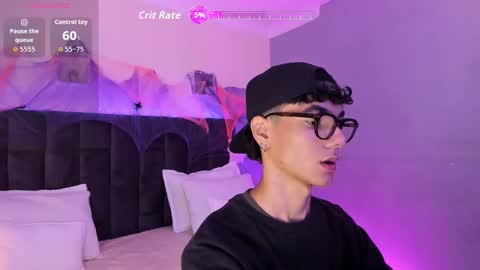 Snapshot of phillicious_ chatting on 26, 10, 2025 Phillip online show from 26, 10, 2025