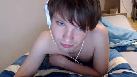 phillip25y online show from 10, 6, 2026
