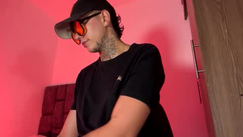 PHILLIP online show from 26, 4, 2026