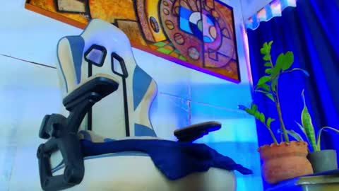 phlilloyhighclouds online show from 20, 10, 2025