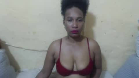 Snapshot of phoenixcandy chatting on 1, 7, 2026 phoenixcandy online show from 1, 7, 2026