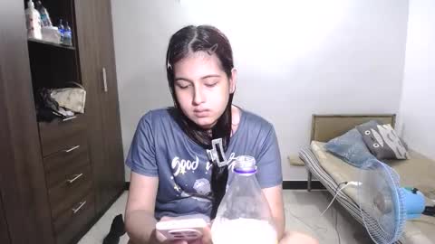 Snapshot of pia_alonzo30 chatting on 5, 6, 2026 izzy online show from 5, 6, 2026