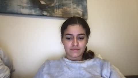 Snapshot of pia_couple chatting on 2, 11, 2025 pia_couple online show from 2, 11, 2025