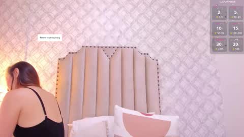    online show from 18, 11, 2025