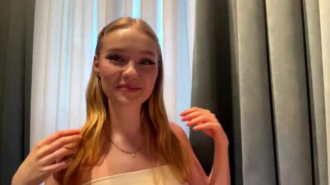 Snapshot of piastonesifer chatting on 5, 7, 2026 Kristie online show from 5, 7, 2026