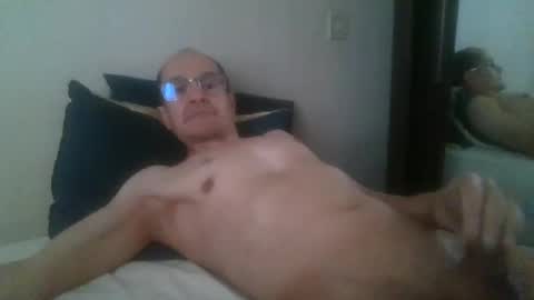 Snapshot of pichoun71 chatting on 29, 12, 2024 pichoun71 online show from 29, 12, 2024