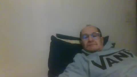 Snapshot of pichoun71 chatting on 24, 1, 2025 pichoun71 online show from 24, 1, 2025